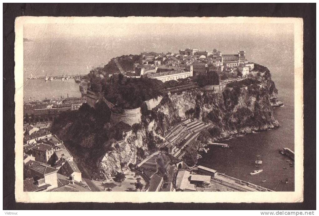 MONACO - Monté-Carlo - Le Rocher Et Le Palais Du Prince - N ° 206 - Circulé - Circulated - Gelaufen - 1933. - Palais Princier