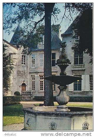 PESSAC Le Château HAUT BRION - Pessac