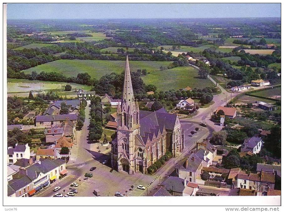 SAINT PHILBERT DE GRAND LIEU  - La Place De L´Eglise  - N° 6 - Saint-Philbert-de-Grand-Lieu