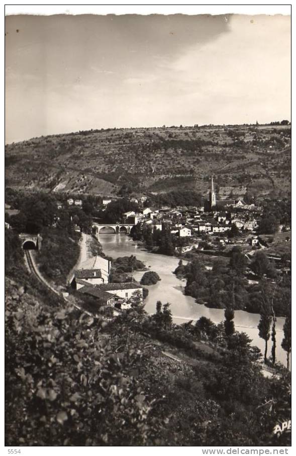 Cpsm 82 TARN ET GARONNE  Saint Antonin Noble Val  Vue Generale  Pont Riviere Tunel - Saint Antonin Noble Val