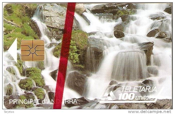 AND-018  TARJETA DE ANDORRA DE UNA CASCADA  NUEVA-MINT - Andorre