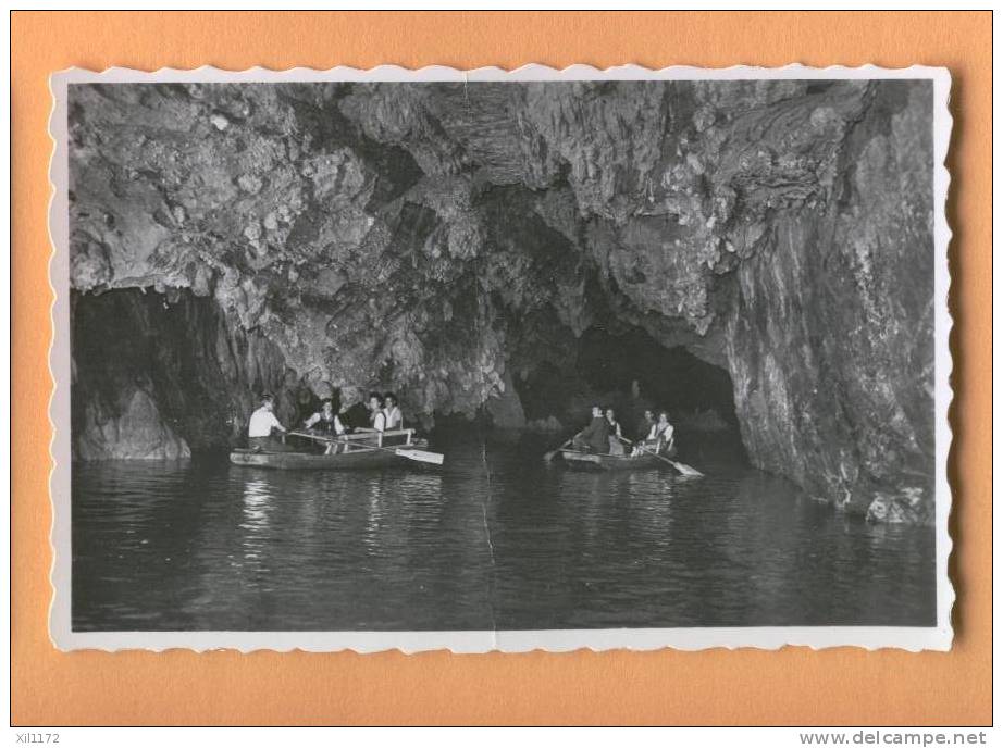 F162 Lac Souterrain De Saint Léonard, Près Sion. 2 Barques, ANIME. Grotte, Photo Debraine. Pli Vertical, Voir Scan - Saint-Léonard