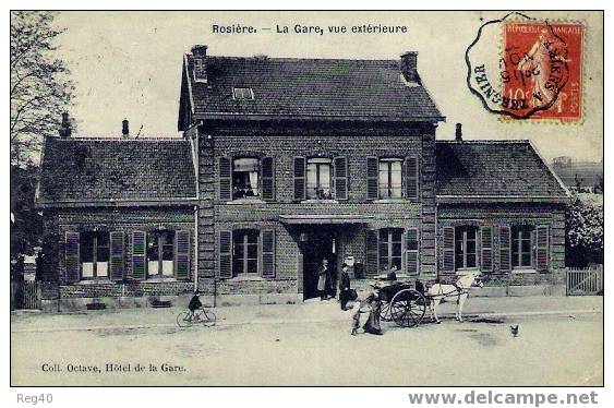 D 76 - ROSIERE  -  La Gare, Vue Extérieure - Rosieres En Santerre