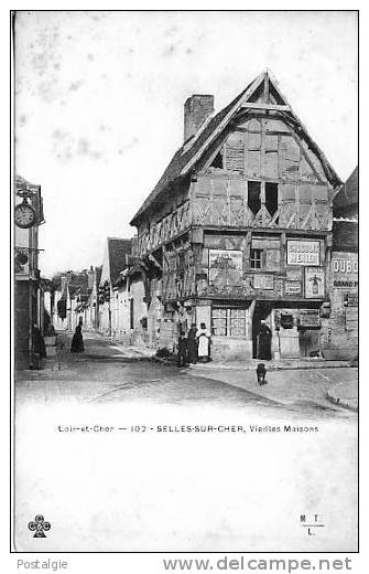 VIEILLES MAISONS - Selles Sur Cher