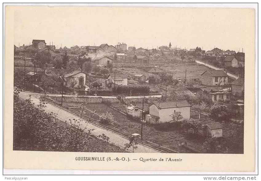 CPA GOUSSAINVILLE - QUARTIER DE L'AVENIR - Goussainville