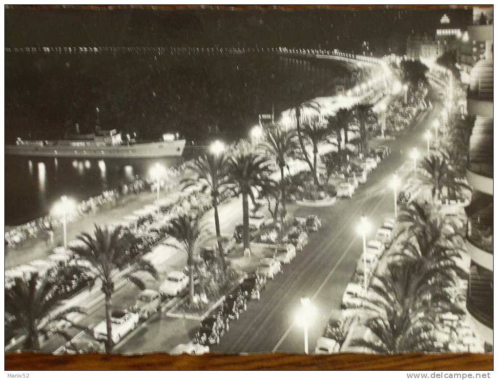 06 - NICE La Nuit - Promenade En Mer. (CPSM) - Nice La Nuit