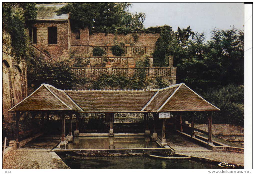 Lavoir - Auneuil