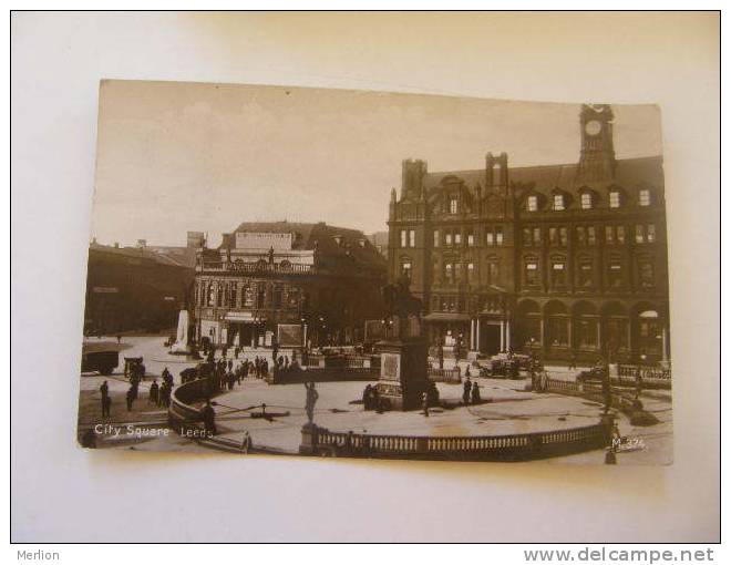 UK - Leeds -City Square -automobile    - Cca 1920   -F  D56678 - Leeds