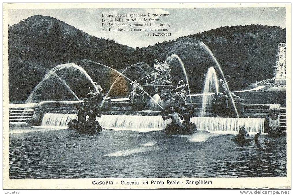 CASERTA. CASCATA NEL PARCO REALE . ZAMPILLIERA - Caserta