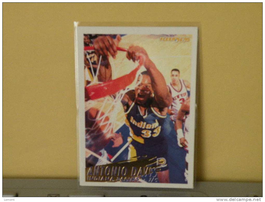 INDIANA PACERS - F / C - 94 / 95 ( Carte ) Antonio DAVIS - N.B.A . N° 92 . 2 Scannes - Indiana Pacers