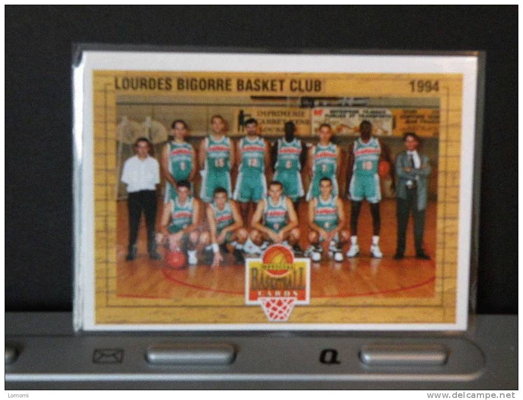 Carte  Basketball  1994, équipe Lourdes Bigorre Basket Club - N° 144 - 2scan - Habillement, Souvenirs & Autres