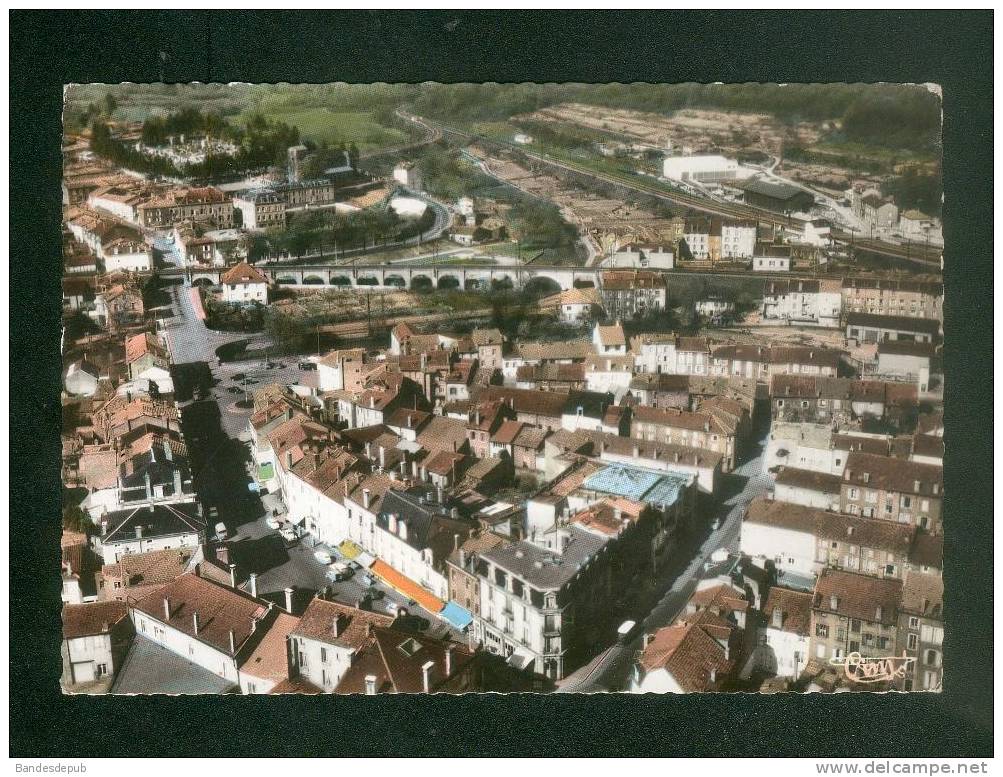 CPSM - Longuyon (54) - Vue Aérienne ( COMBIER CIM 332 59 A) - Longuyon