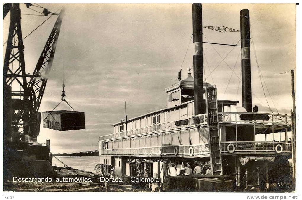 DORADA - Descargando Automoviles - Bateau à Vapeur - Colombia