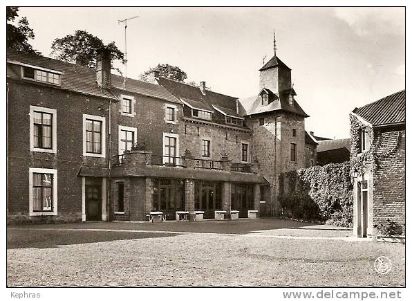 SENY EN CONDROZ : Home O.N.I.G. - Intérieur De La Cour - Edit. : Joseph Degard à Seny - Ouffet