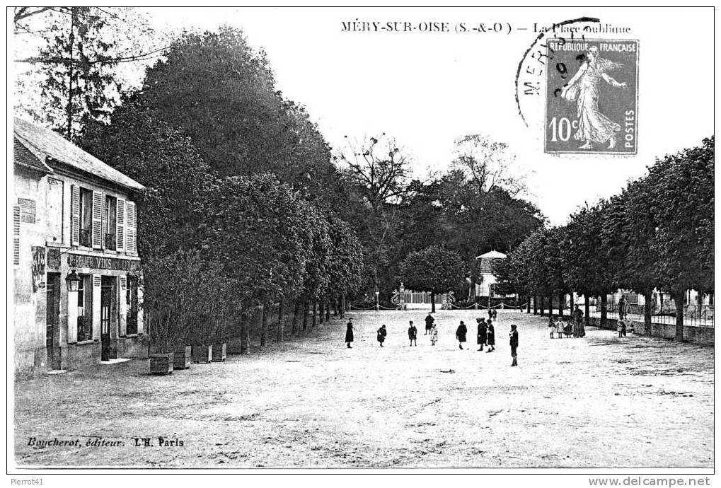 MERY SUR OISE - La Place Publique - Mery Sur Oise