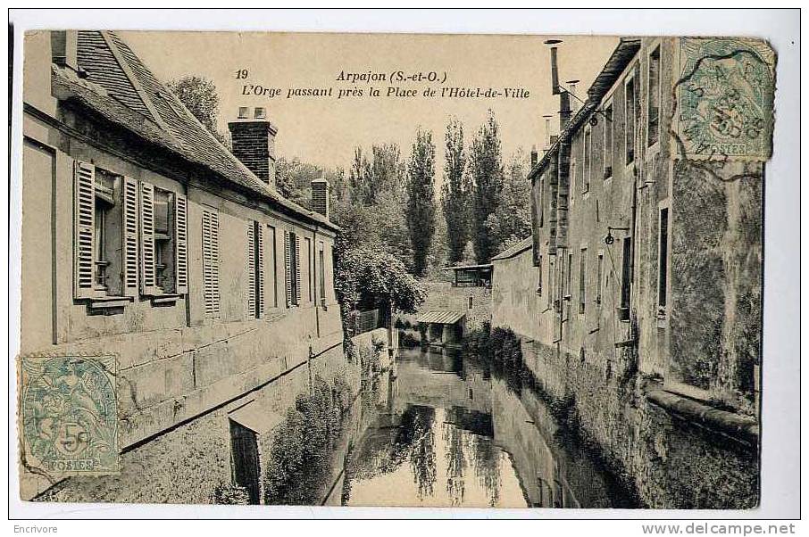 Cpa ARPAJON  L'orge Passant Pres De La Place De L'hotel De Ville - N°19 - Arpajon