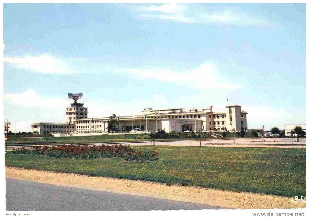 MERIGNAC Gironde 33 : Aeroport De Bordeaux L'Aérogare Airport Flughafen - Merignac