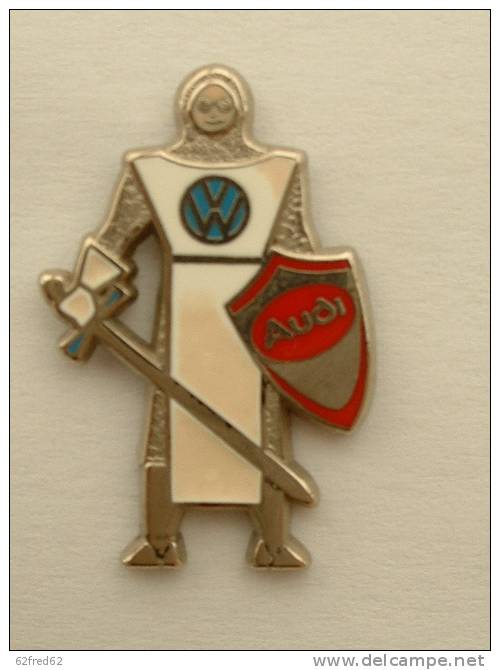 PIN´S AUDI VW  - CHEVALIER - Audi