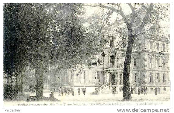 94.  FONTENAY-SOUS-BOIS.  PETIT SEMINAIRE DES MISSIONS FRANCISCAINES. GROS PLAN. ANIMATION. ANIMATION. - Fontenay Sous Bois