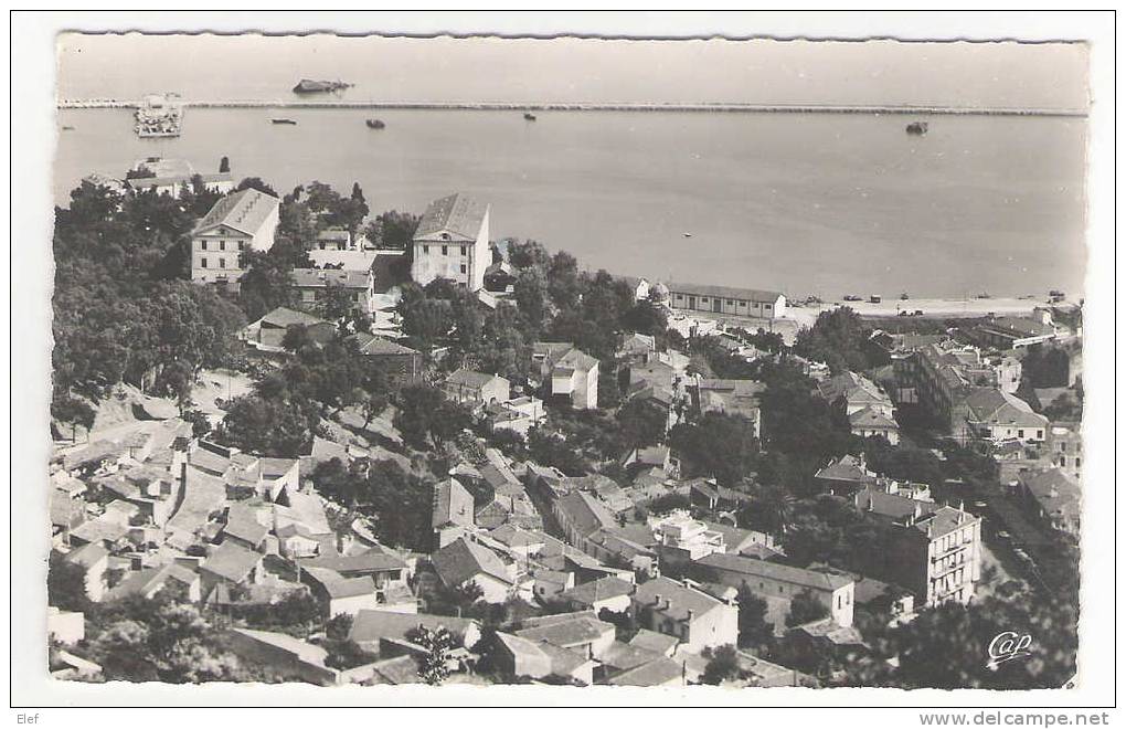 BOUGIE , Algérie: Vue Générale Sur Les Casernes ; Années 50, TB - Bejaia (Bougie)