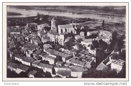 Viviers - La Vieille Ville, La Cathèdrale Et Le Rhône  : Achat Immédiat - Viviers