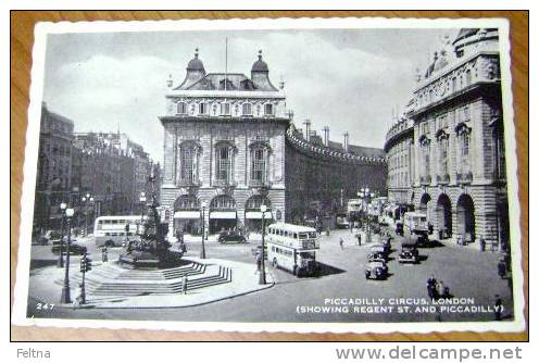 1962 LONDON PICCADILLY CIRCUS POSTCARD CARS CAR - Piccadilly Circus