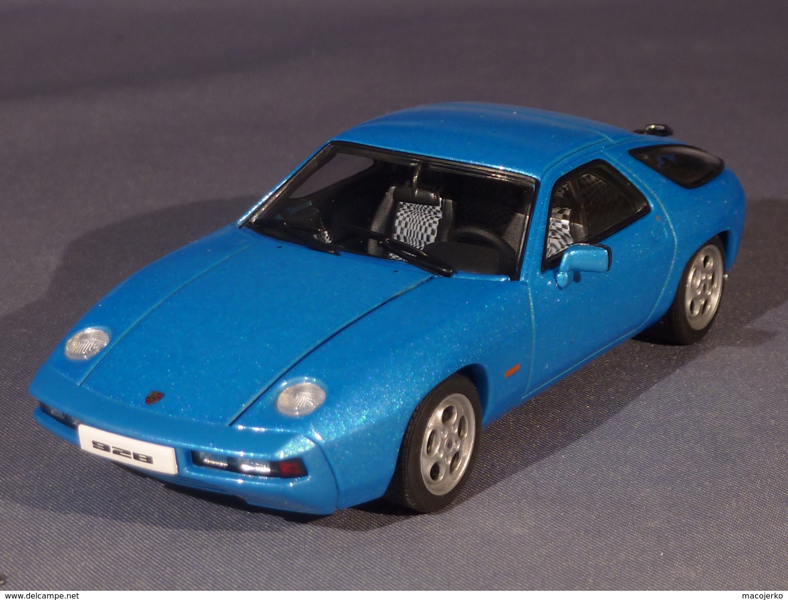 Autoart 57811, Porsche 928, 1:43 - AutoArt