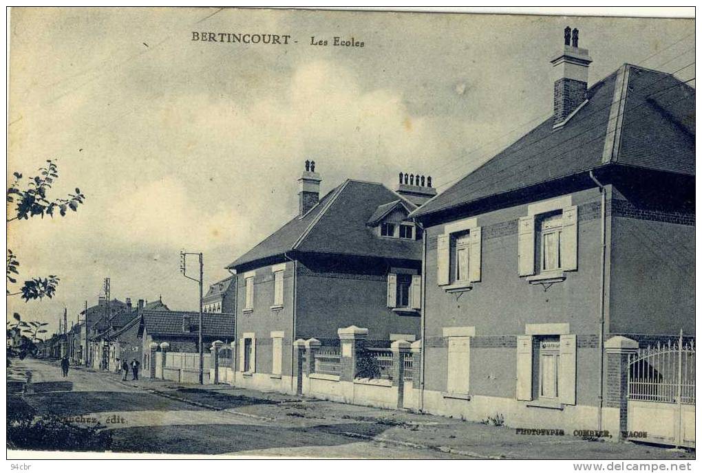 CPA (62)    BERTINCOURT Les Ecoles - Bertincourt