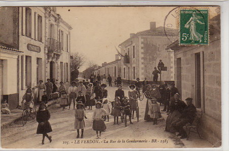 LE VERDON LA RUE DE LA GENDARMERIE - Andere & Zonder Classificatie