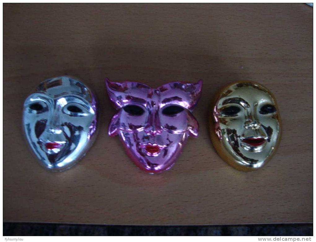 Lots De 3 Magnifique Masques Badge   Non Pin´s  ( Badge ) - Lots