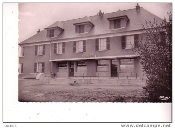 MONTSAUCHE   -L' IDEAL HOTEL  -  Mme Veuve Mariller - Montsauche Les Settons