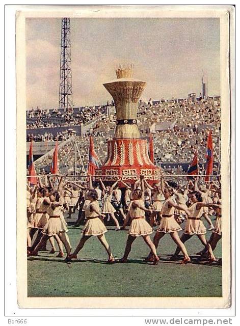 GOOD USSR POSTCARD 1956 - Gymnastics Parade - Gymnastiek