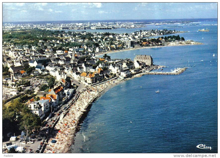 Carte Postale 56. Larmor-plage Vue D'avion  Trés Beau Plan - Larmor-Plage