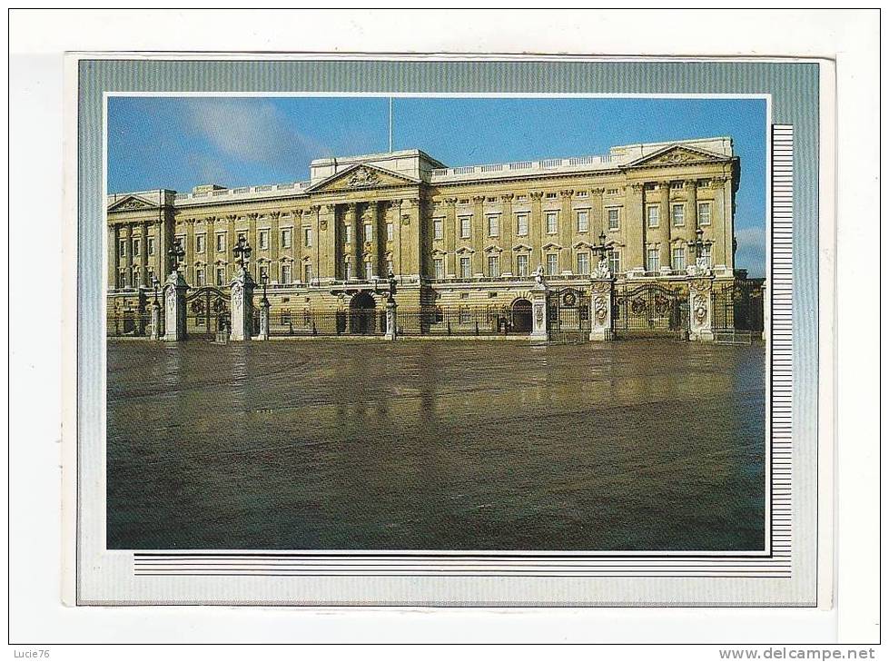 LONDON - Buckingham Palace  - - Buckingham Palace