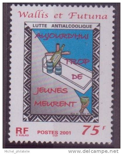 WALLIS ET FUTUNA N° 549** NEUF SANS CHARNIERE BOUTEILLE-CANNETTE - CROIX DE MORT SUR CERCUEIL - Unused Stamps