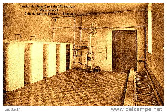 R 858 / CPA   WESEMBECK  - INSTITUT DE N D DES VII DOULEURS   SALLE DE BAINS ET DOUCHES  BADPLAATS - Wezembeek-Oppem