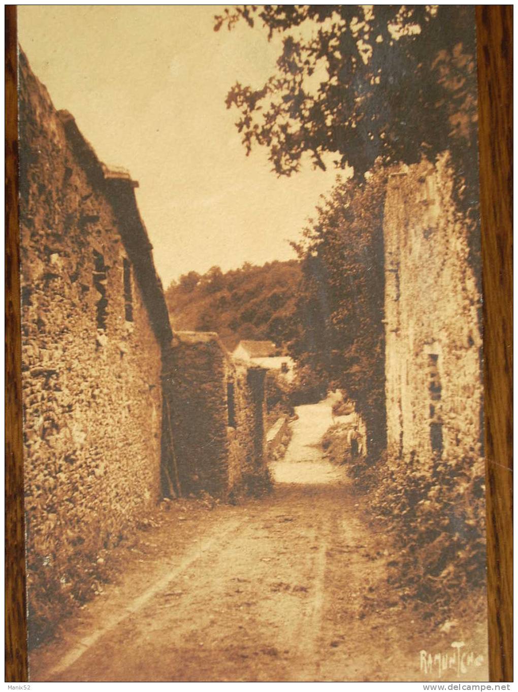 85 - CHANTONNAY - Pittoresque Route De Toucheray Près Du Vieux Pont Gothique Sur Le Lay - Chantonnay