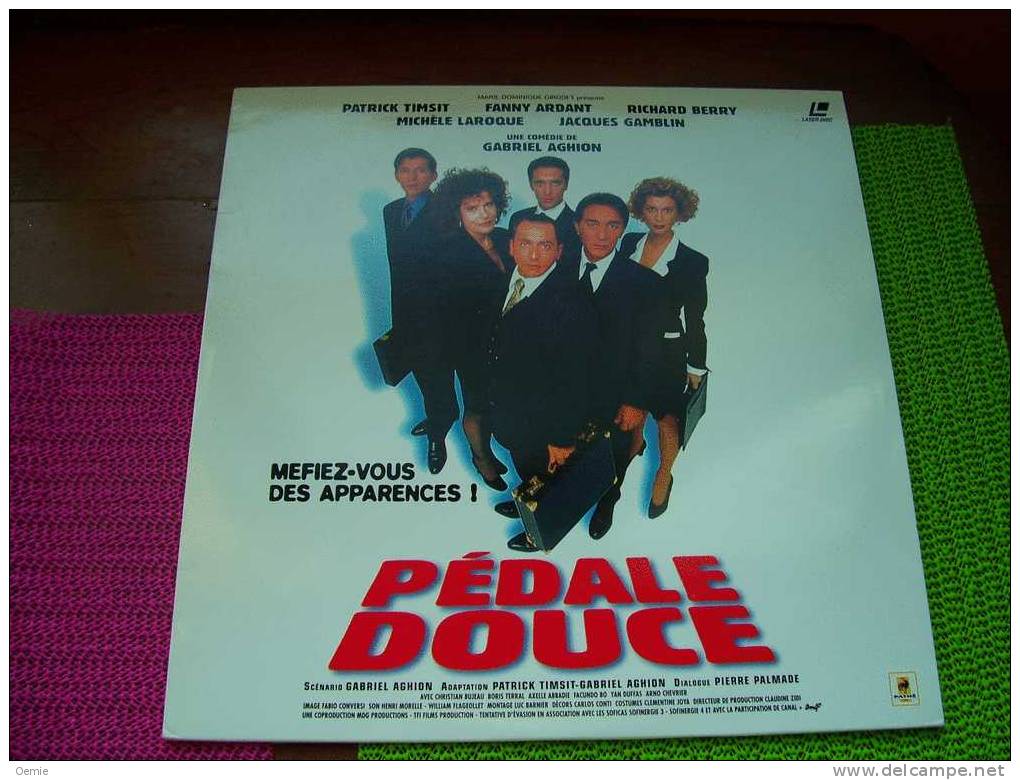 LASERDISC  CDV   °°°   PEDALE DOUCE   MEFIEZ VOUS DES APPARENCES - Other Formats