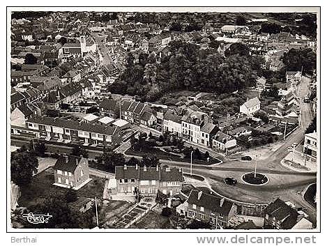 CPM 60 BRETEUIL SUR NOYE - Le Rond Point - Breteuil