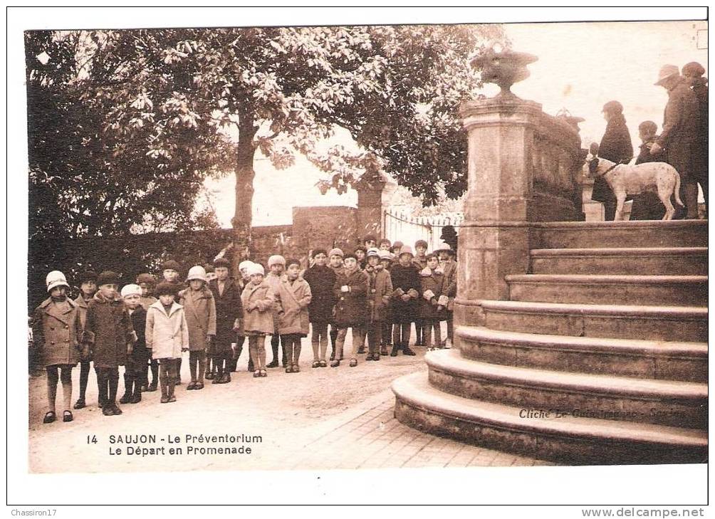 17 - SAUJON -  Le Préventorium - Le Départ En Promenade - Saujon