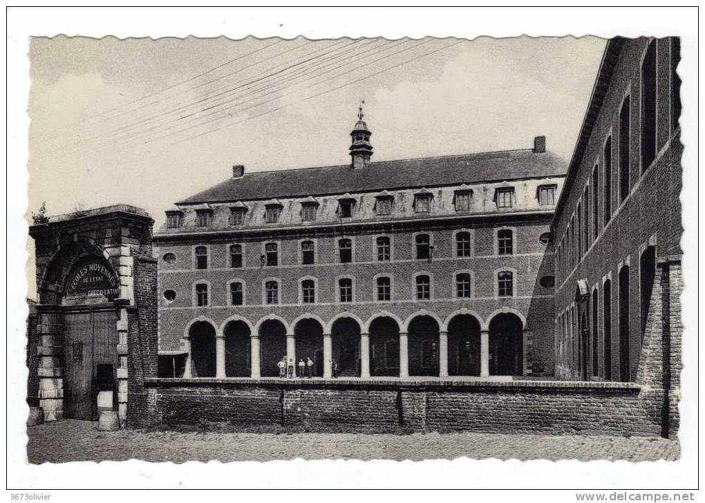 Binche L Ecole Moyenne - Binche