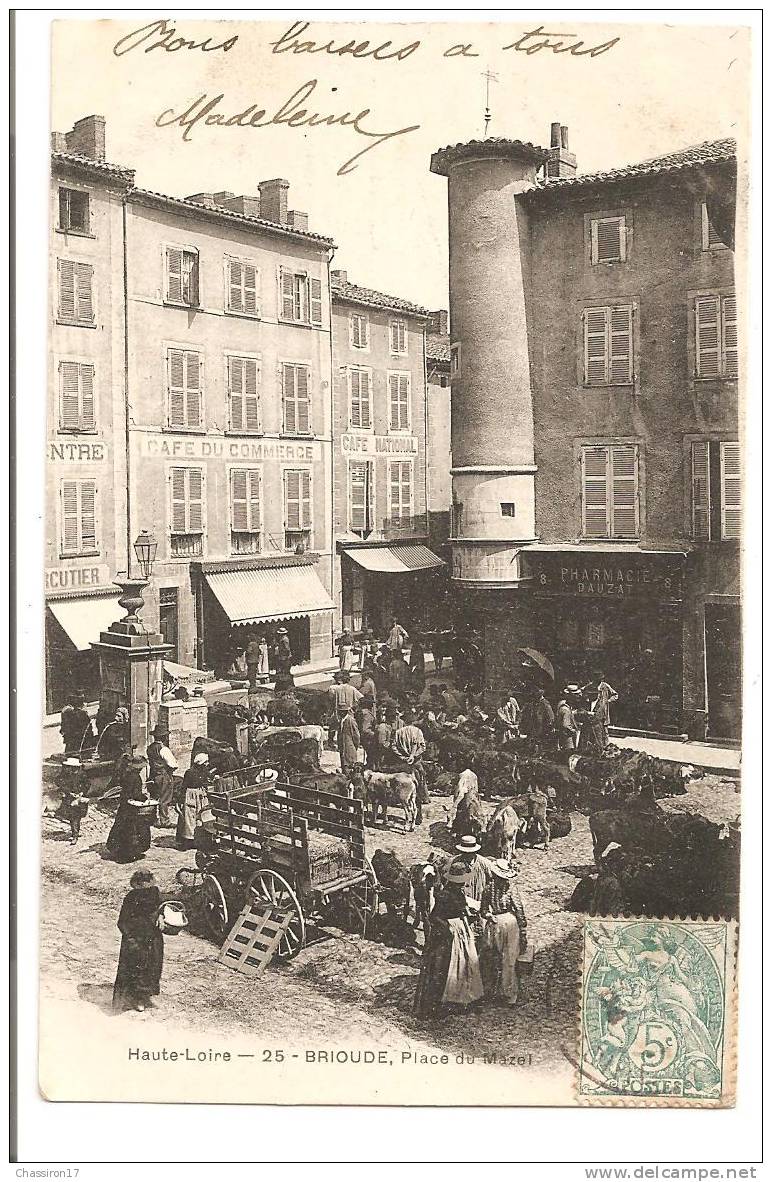 43  -  BRIOUDE  -  Place Du Mazel  -  Animée  Marché  Aux Veaux - Brioude