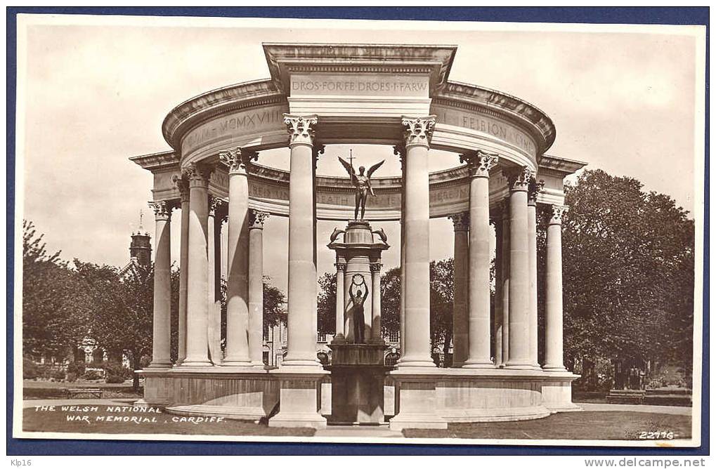 GREAT BRITAIN,CARDIFF,THE WELSH NATIONAL WAR MEMORIAL,OLD PC - Glamorgan