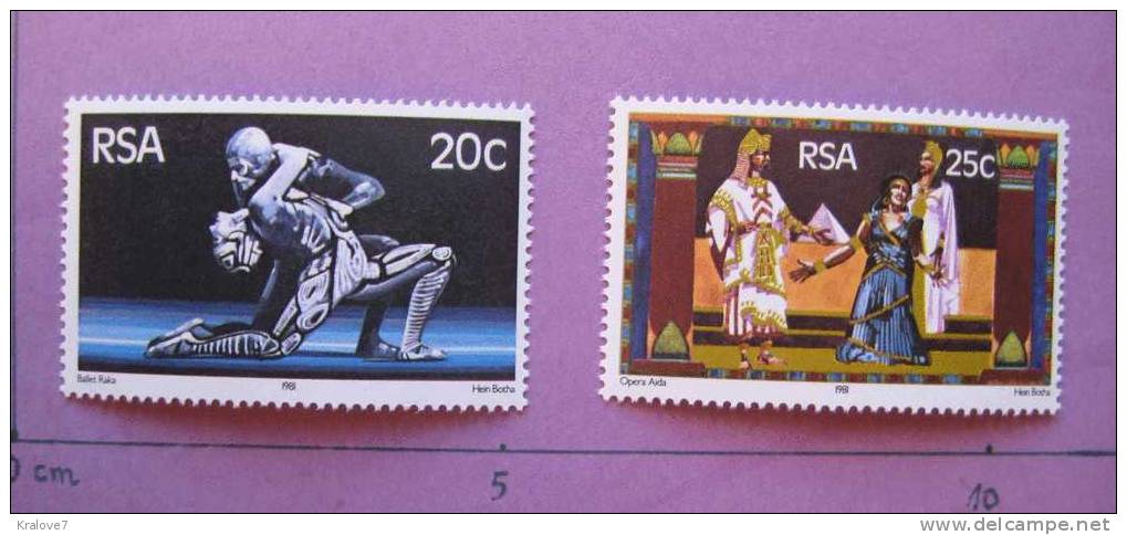 AFRIQUE DU SUD. NEUF. 2 Timbres. 1981 THEATRE SOUTH AFRICA NEW MNH.  2 Stamps. THEATRE. - Theatre