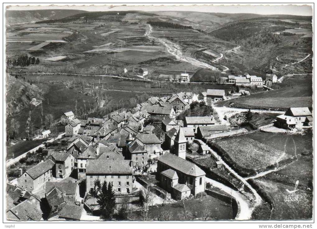 CPSM - En Avion Au Dessus De Le Bleymard (Lozère) Altitude 1069 Mètres - Vue Générale - Le Bleymard