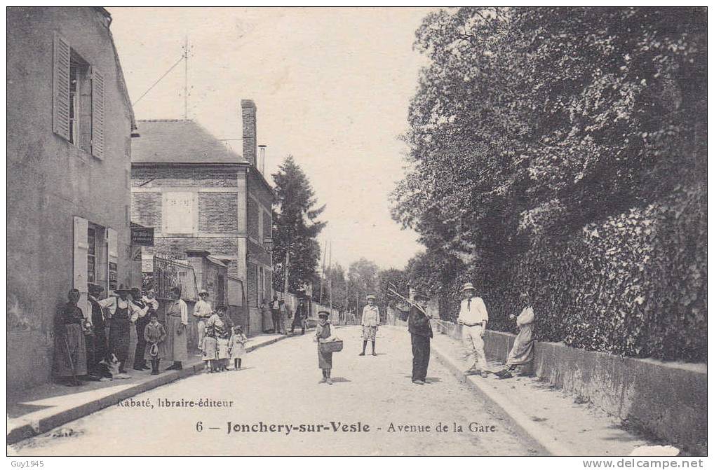 Jonchery-sur-Vesle : Avenue De La Gare - Jonchery-sur-Vesle