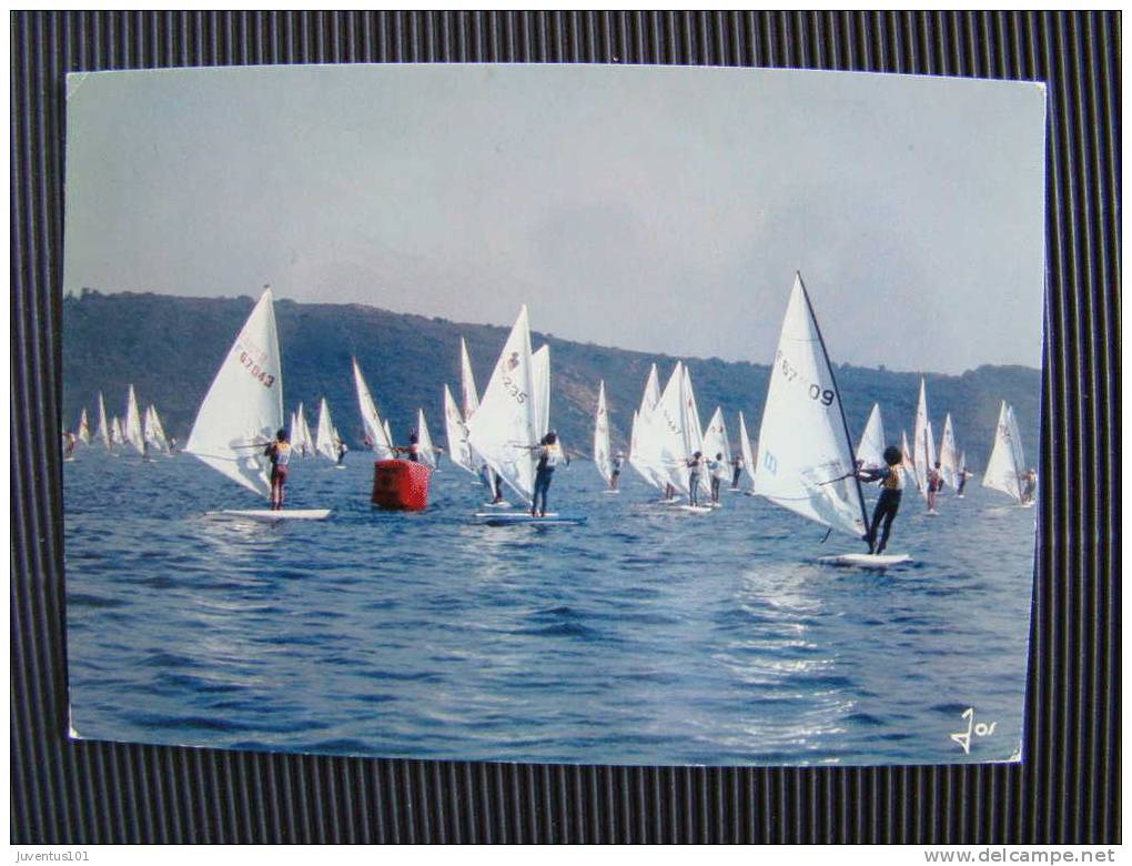 CPSM Bretagne-Régates De Planches à Voile - Voile