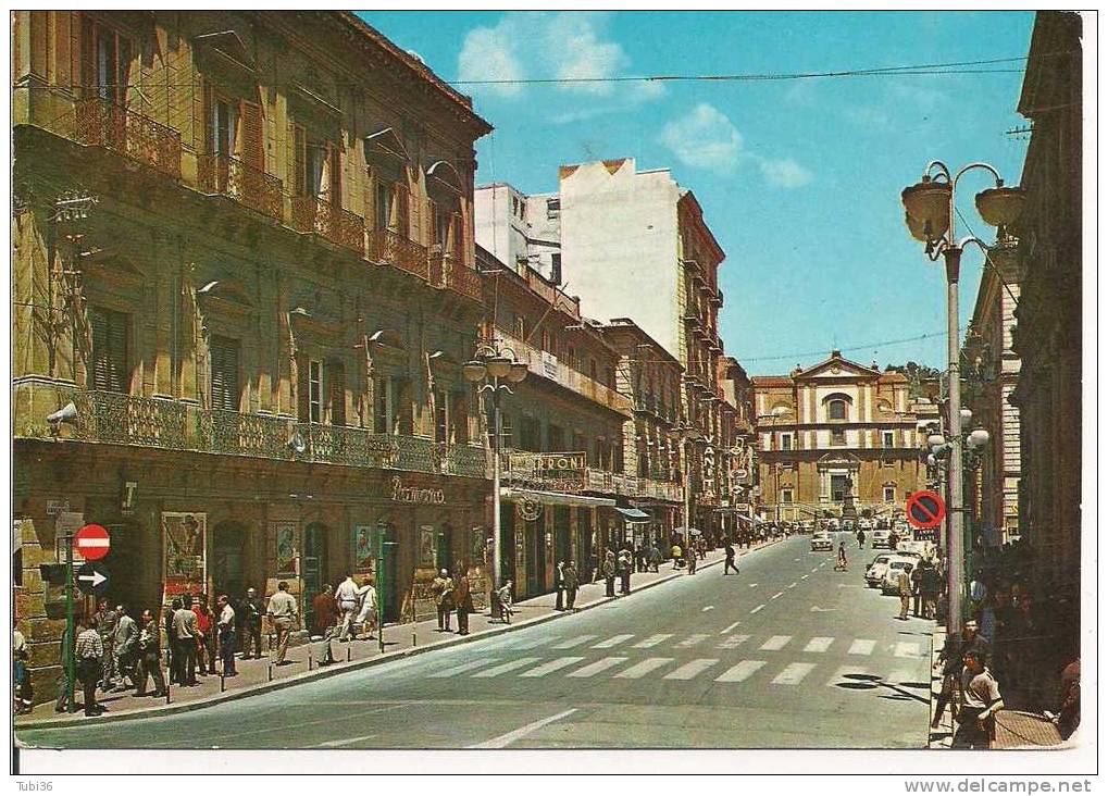 CALTANISETTA - CORSO UMBERTO - COLORI VIAGGIATA  1968 - ANIMATA E VETTURE D'EPOCA - TIMBRO  POSTE  CALTANISETTA   DISTRI - Caltanissetta