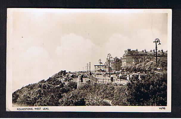 RB 585 - 1957 Real Photo Postcard West Leas Folkestone Kent - Folkestone