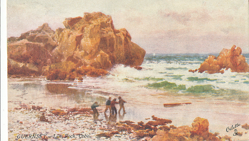 V 44 / /CPA  GUERNESEY LION ROCK COBO - Guernsey